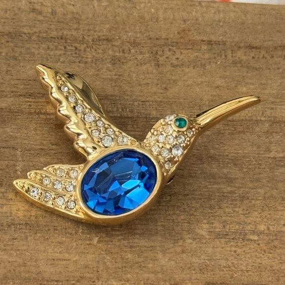 Hummingbird Brooch with Blue Crystal - Picture 1 of 2